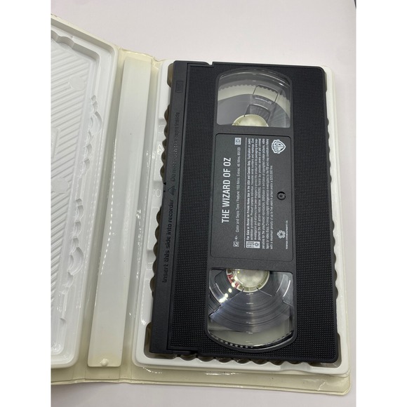 Vintage Wizard of Oz VHS Tape Figurine Set Dorothy Tin Man Scarecrow & More - Picture 13 of 13